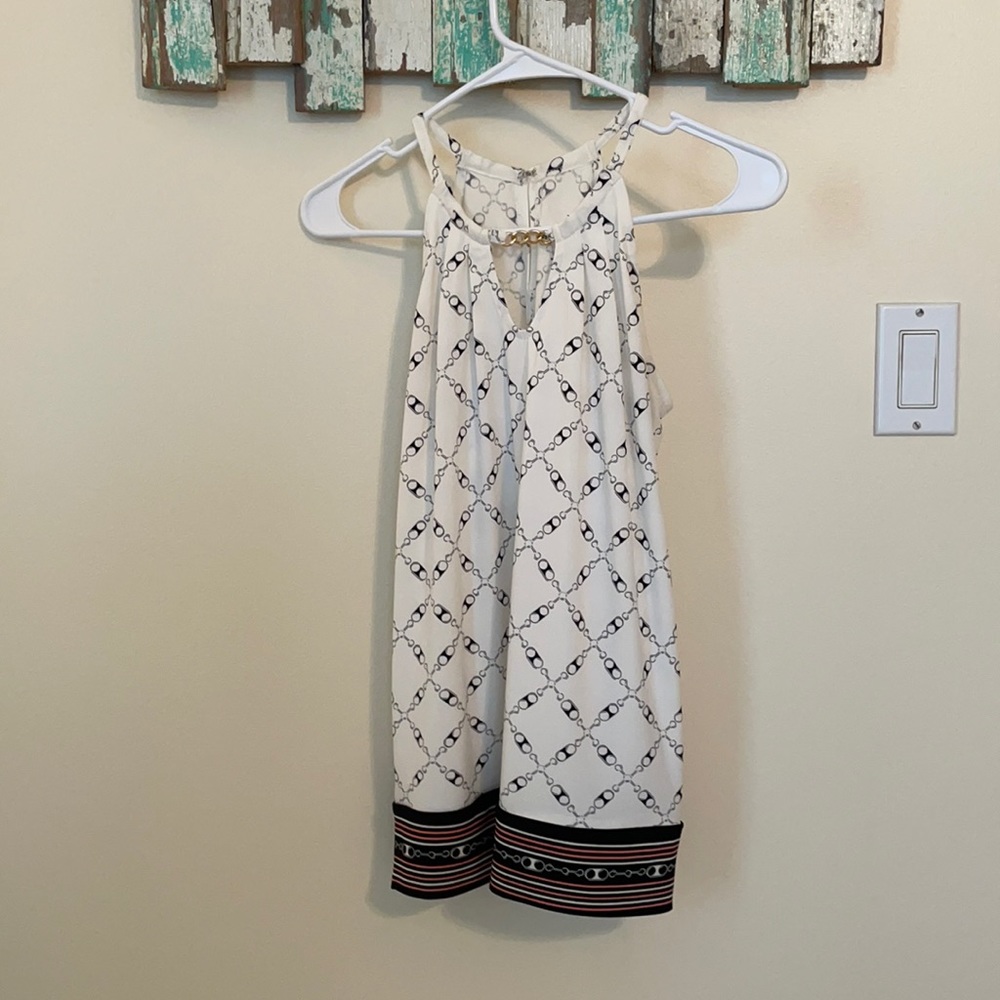 New York & Co sleeveless blouse